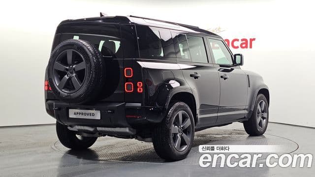 Land Rover Defender 2026 — Şəkil 2/20