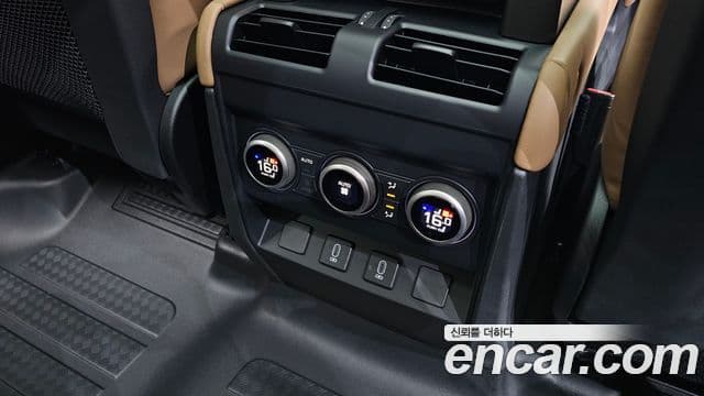 Land Rover Defender 2026 — Şəkil 18/20