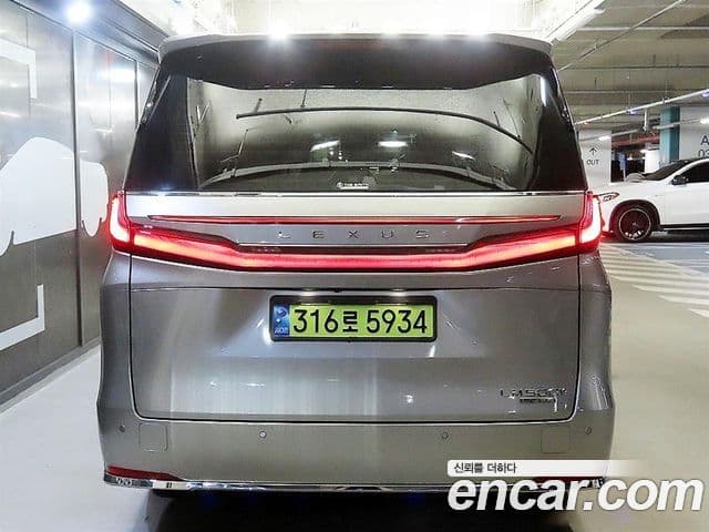 Lexus LM 2025 — Фото 3/20
