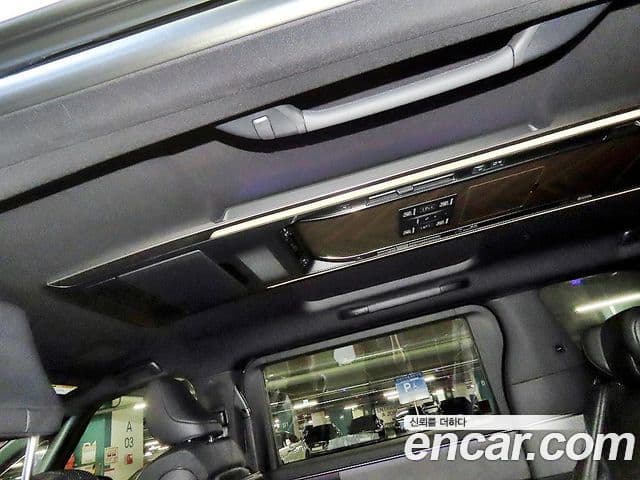 Lexus LM 2025 — Фото 13/20