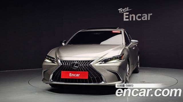 Lexus ES300h 2024 — Şəkil 3/20