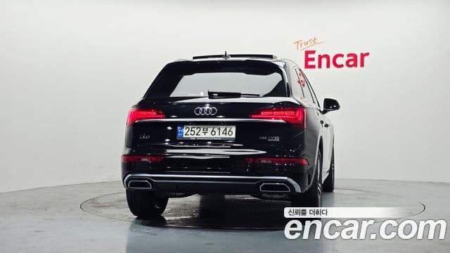 Audi Q5 2023 — ფოტო 3/20