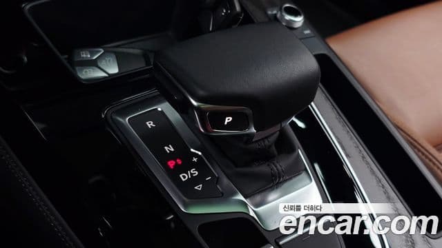Audi Q5 2023 — ფოტო 7/20
