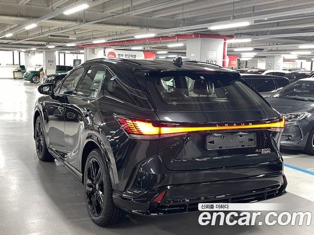 Lexus RX500h 2026 — Şəkil 4/15