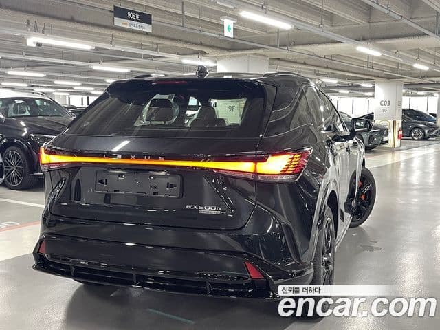 Lexus RX500h 2026 — Şəkil 7/15