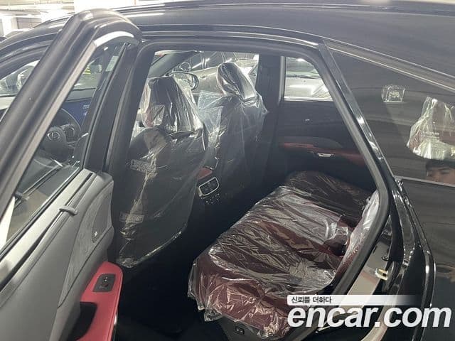 Lexus RX500h 2026 — Şəkil 13/15