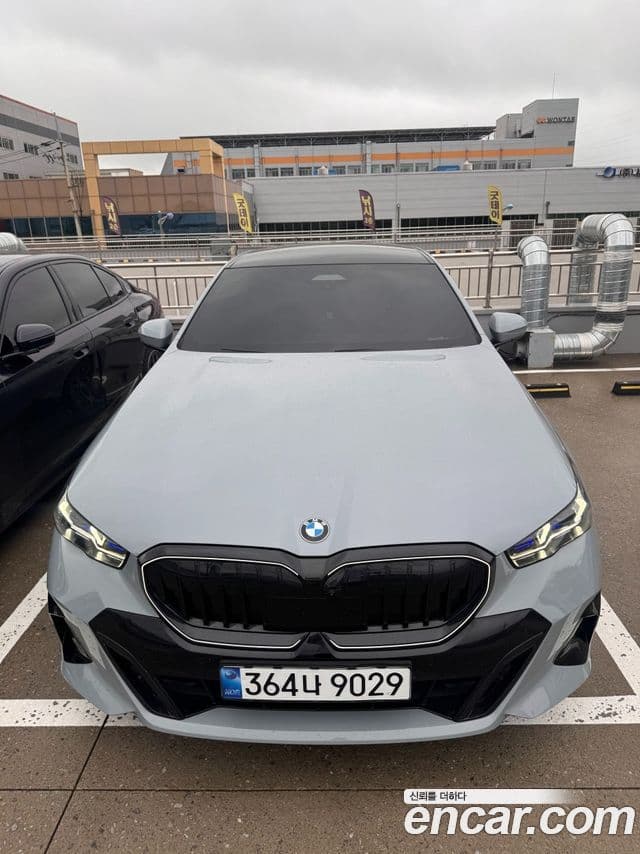 BMW 5 Series 2026 — ფოტო 6/6