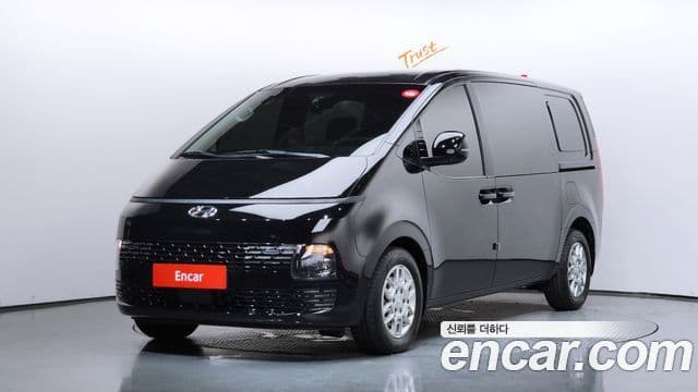 Hyundai Staria 2023 — Şəkil 1/20