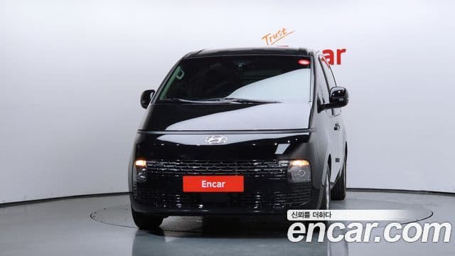 Hyundai Staria 2023 — Şəkil 3/20