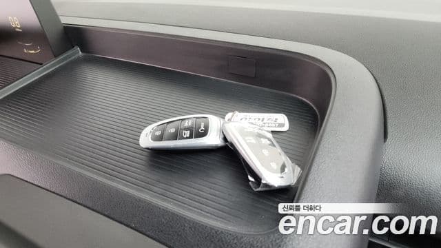 Hyundai Staria 2023 — Şəkil 15/20