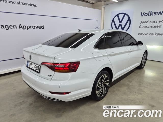 Volkswagen Jetta 2020 — Şəkil 2/20
