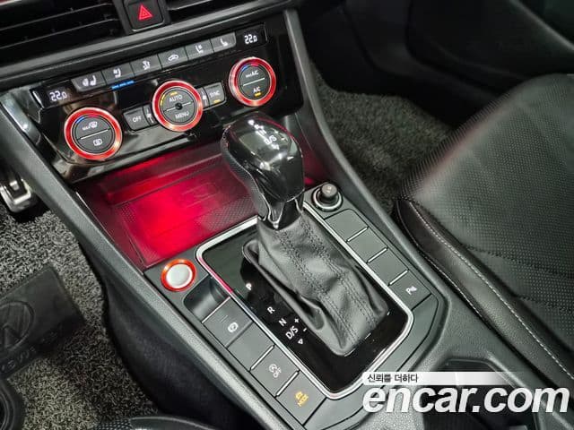 Volkswagen Jetta 2020 — Şəkil 8/20