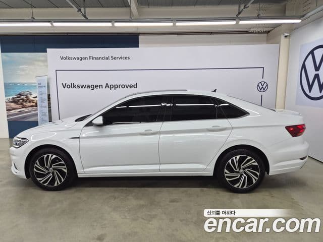 Volkswagen Jetta 2020 — Şəkil 18/20