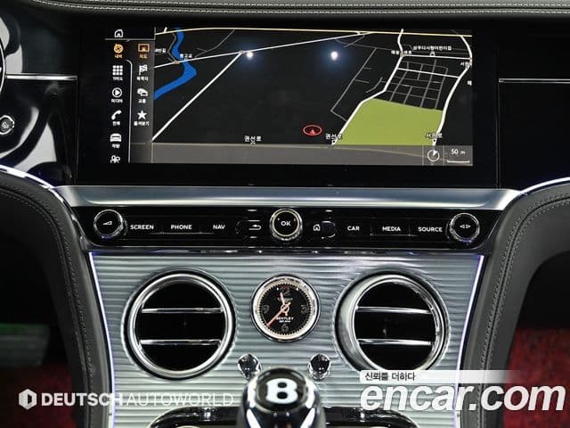 Bentley Continental GT 2018 — ფოტო 14/20