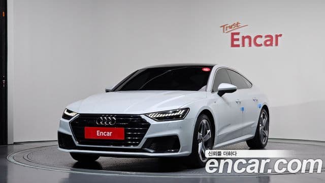 Audi A7 2022 — Фото 1/20