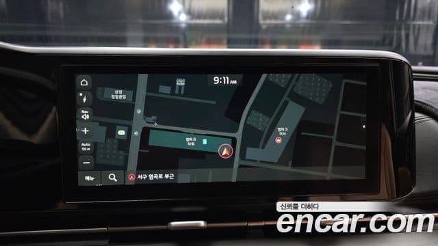 Kia Carnival 2021 — ფოტო 14/20