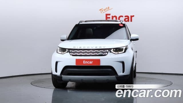 Land Rover Discovery 5 2019 — Фото 3/20