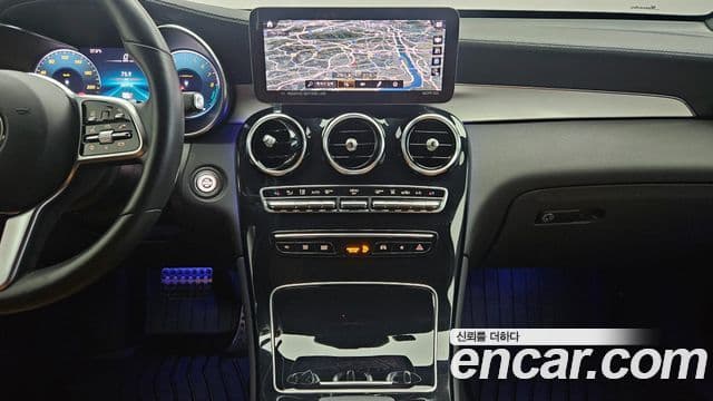 Mercedes-Benz GLC-Class 2022 — Фото 15/20