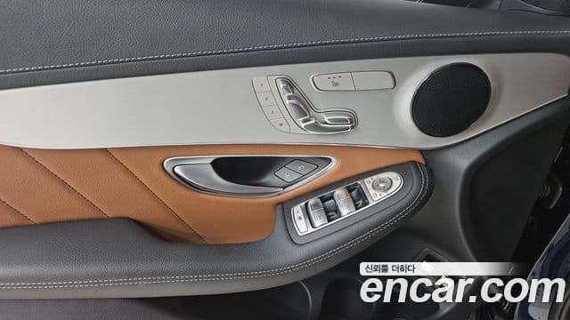 Mercedes-Benz GLC-Class 2022 — Фото 17/20