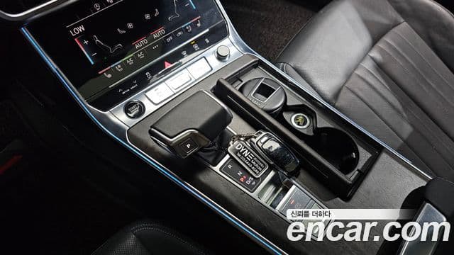 Audi A6 2021 — ფოტო 9/20