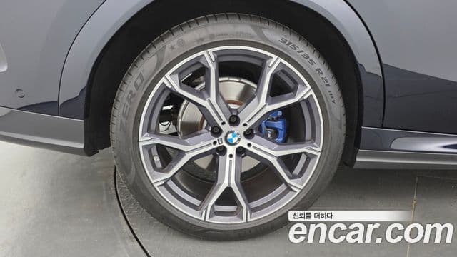 BMW X6 2022 — ფოტო 5/20