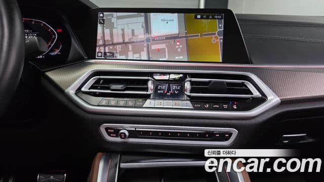 BMW X6 2022 — ფოტო 17/20
