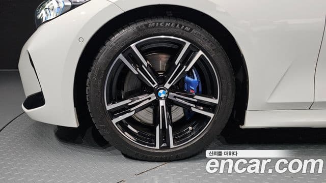 BMW 3 Series 2025 — ფოტო 5/20