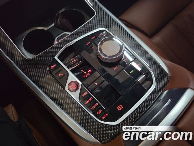 BMW X7 2025 — Фото 14/20
