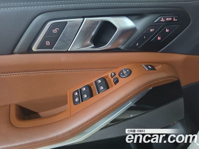 BMW X7 2025 — Фото 15/20