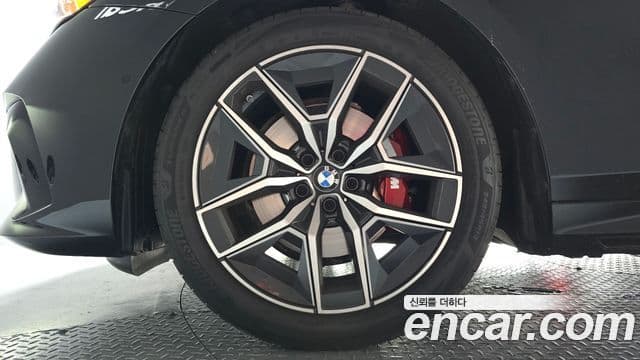 BMW 5 Series 2025 — ფოტო 5/20