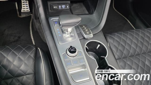 Genesis G70 2018 — ფოტო 9/20