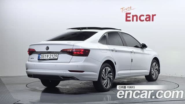 Volkswagen Jetta 2020 — Şəkil 2/20