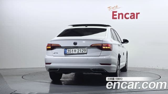 Volkswagen Jetta 2020 — Şəkil 4/20