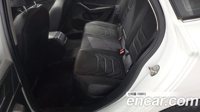 Volkswagen Jetta 2020 — Şəkil 12/20