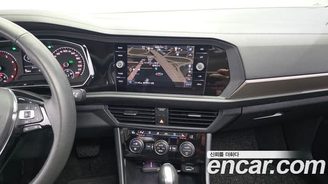 Volkswagen Jetta 2020 — Şəkil 14/20