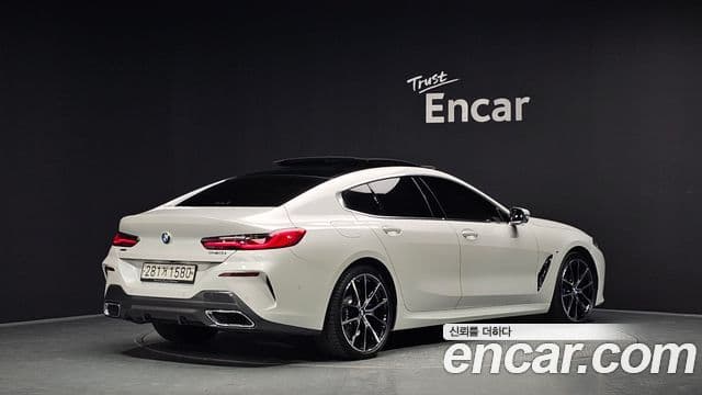 BMW 8 Series 2020 — Şəkil 2/20
