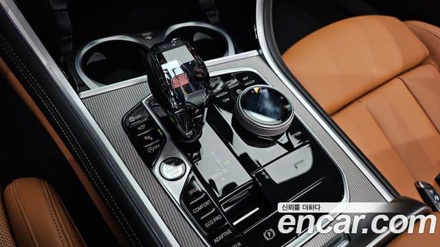 BMW 8 Series 2020 — Şəkil 9/20