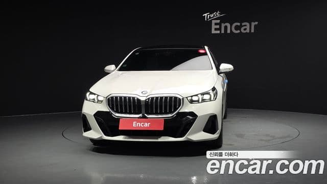 BMW 5 Series 2025 — ფოტო 3/20