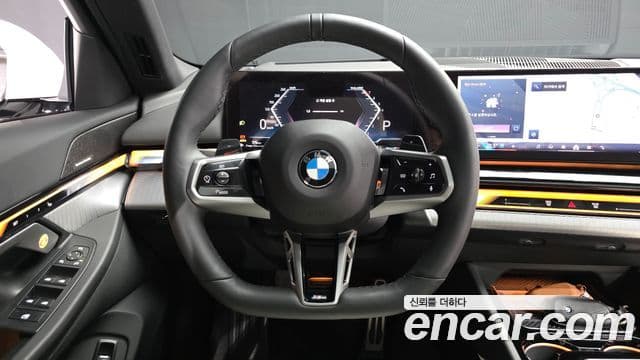 BMW 5 Series 2025 — ფოტო 13/20