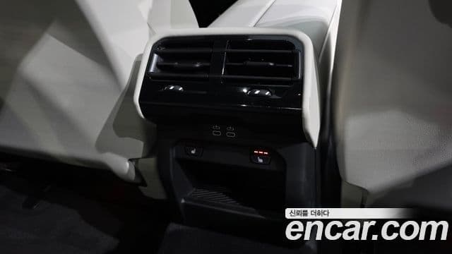BMW 5 Series 2025 — ფოტო 19/20