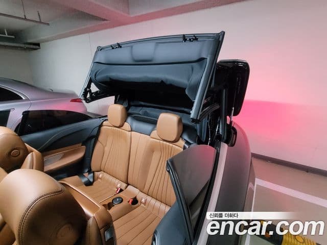 Mercedes-Benz E-Class 2019 — ფოტო 13/20