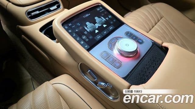 Genesis G90 2022 — ფოტო 16/20