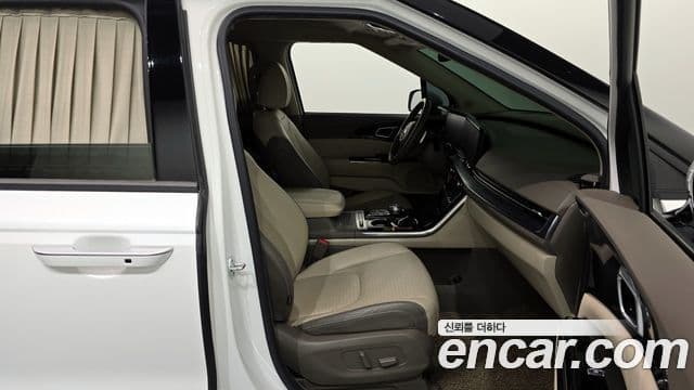 Kia Carnival 2021 — Şəkil 11/20