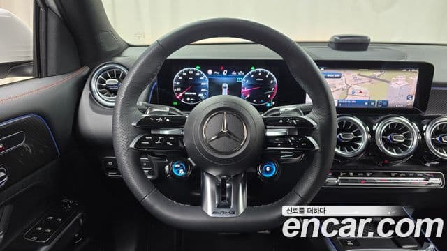 Mercedes-Benz GLB-Class 2025 — ფოტო 13/20