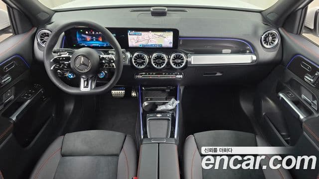 Mercedes-Benz GLB-Class 2025 — ფოტო 7/20
