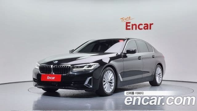 BMW 5 Series 2023 — Фото 1/20