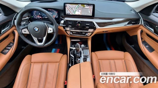 BMW 5 Series 2023 — Фото 7/20