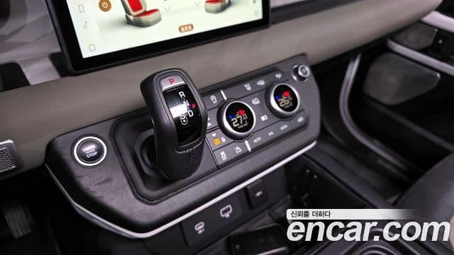 Land Rover Defender 2022 — ფოტო 9/20