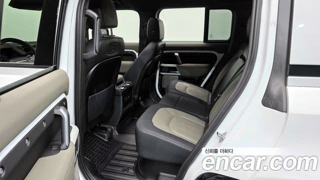 Land Rover Defender 2022 — ფოტო 12/20