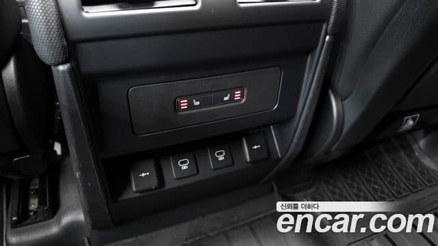 Land Rover Defender 2022 — ფოტო 17/20